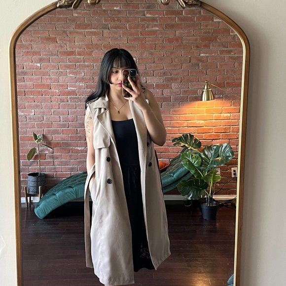 Vero Moda Sleeveless Trench Coat - Picture 1 of 5